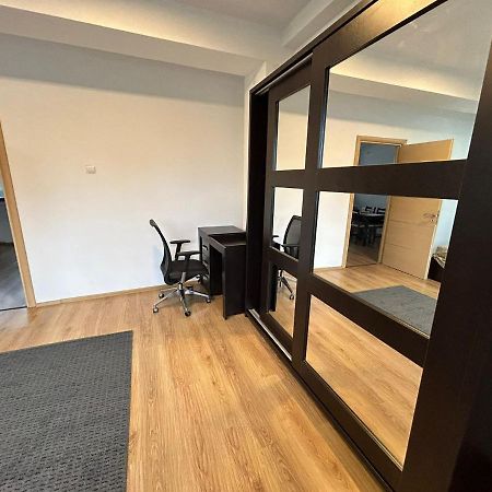 Elegant City Center Apartment ブカレスト エクステリア 写真