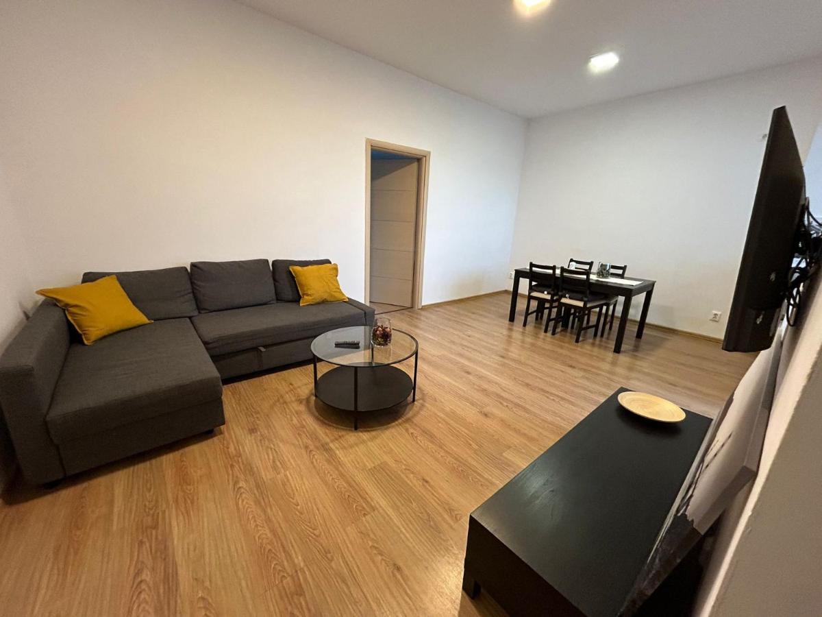 Elegant City Center Apartment ブカレスト エクステリア 写真