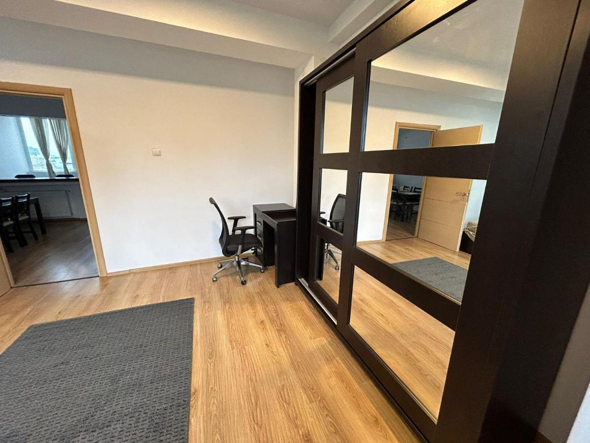 Elegant City Center Apartment ブカレスト エクステリア 写真